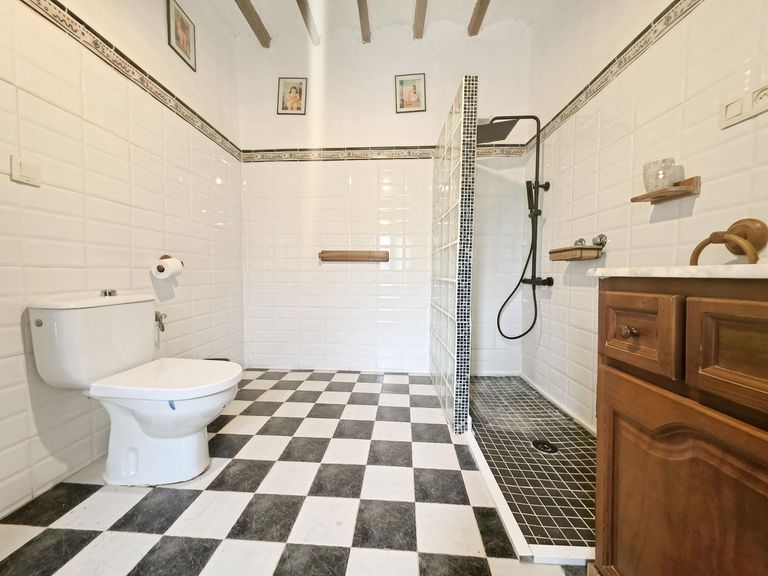 Property thumbnail 26