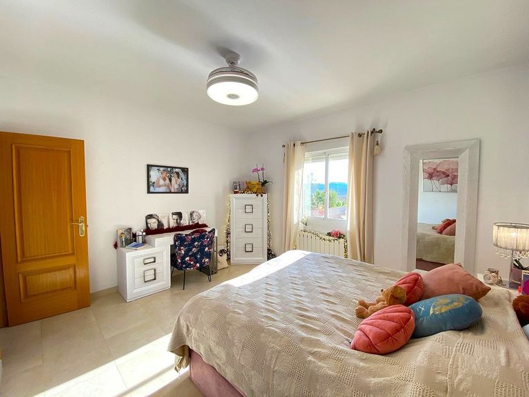 Property thumbnail 48