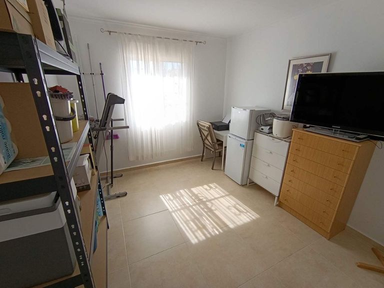 Property thumbnail 3