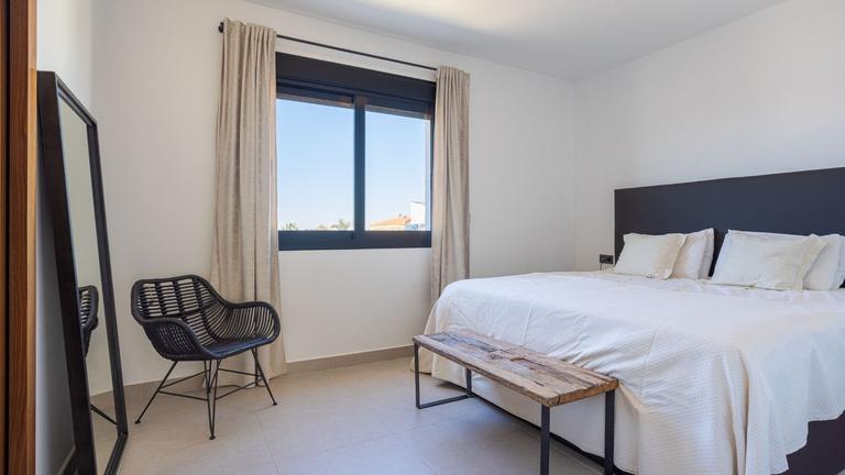 Property thumbnail 35