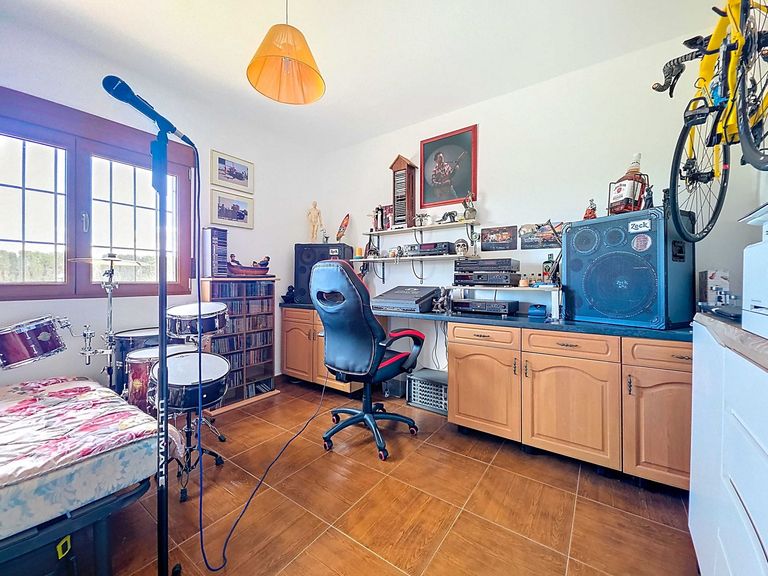 Property thumbnail 5