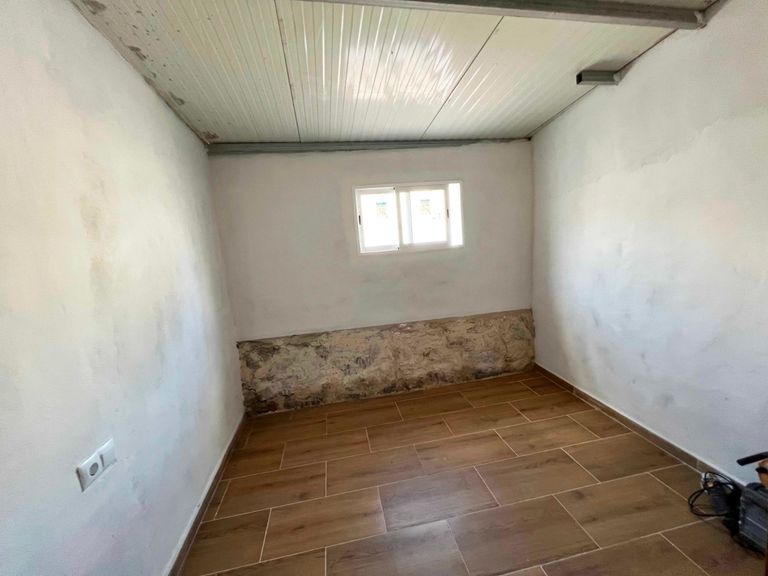 Property thumbnail 16