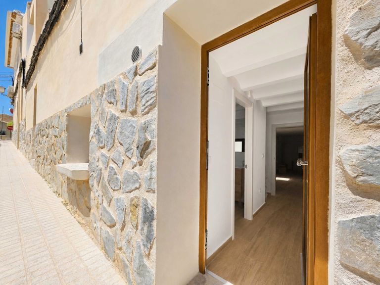 Property thumbnail 37