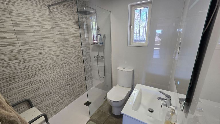 Property thumbnail 11
