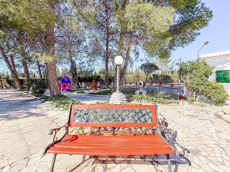 Property thumbnail 12