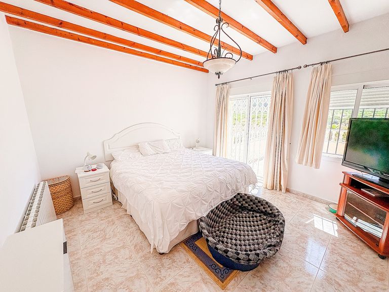 Property thumbnail 44