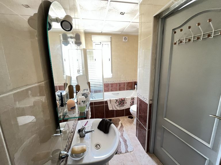 Property thumbnail 19
