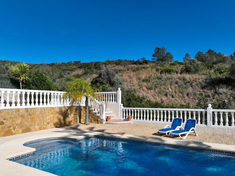 Property thumbnail 8