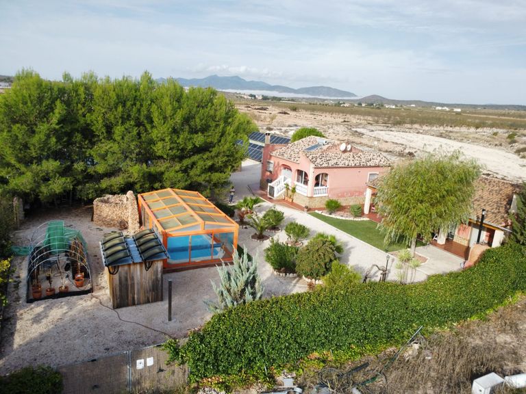 Property thumbnail 9