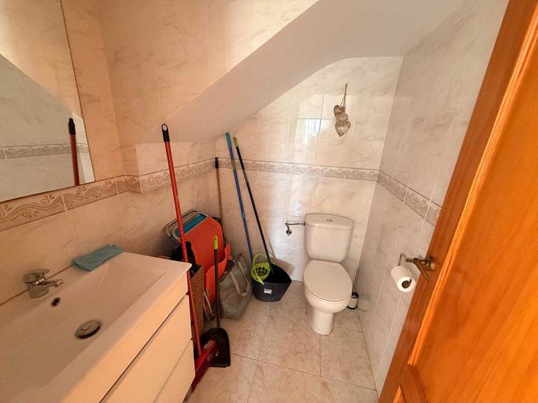 Property thumbnail 11