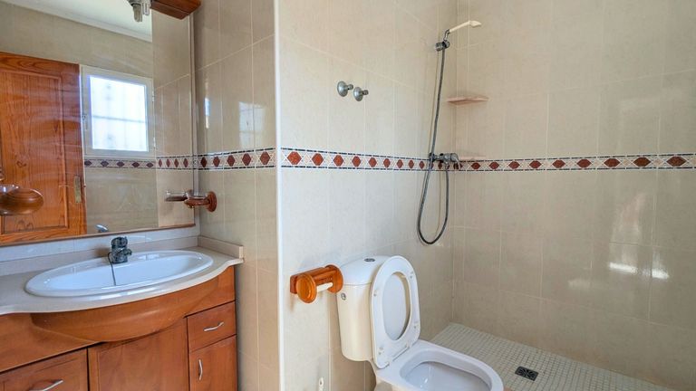 Property thumbnail 28