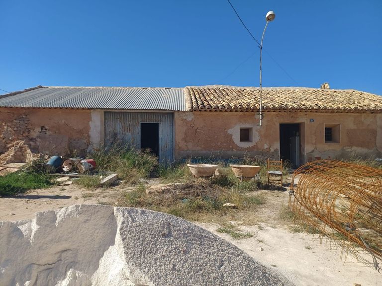 2 bedroom Finca / Rural house in Pinoso, Costa Blanca - Property IV3147