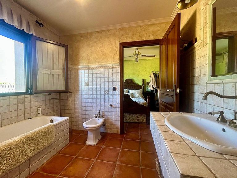Property thumbnail 50