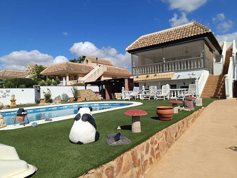 4 bedroom Detached Villa in Fortuna, Costa Blanca - Property IV6049