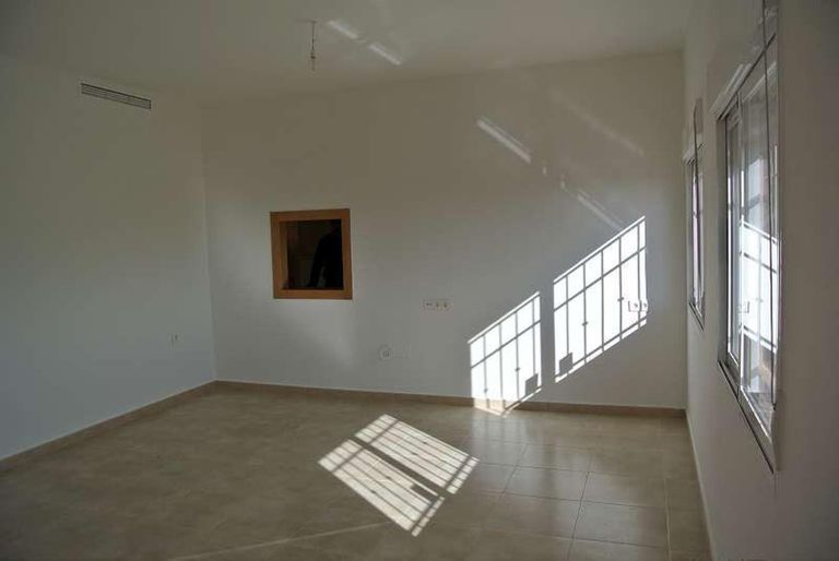 Property thumbnail 13