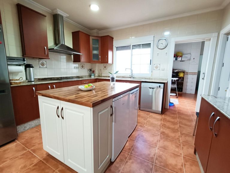 Property thumbnail 11