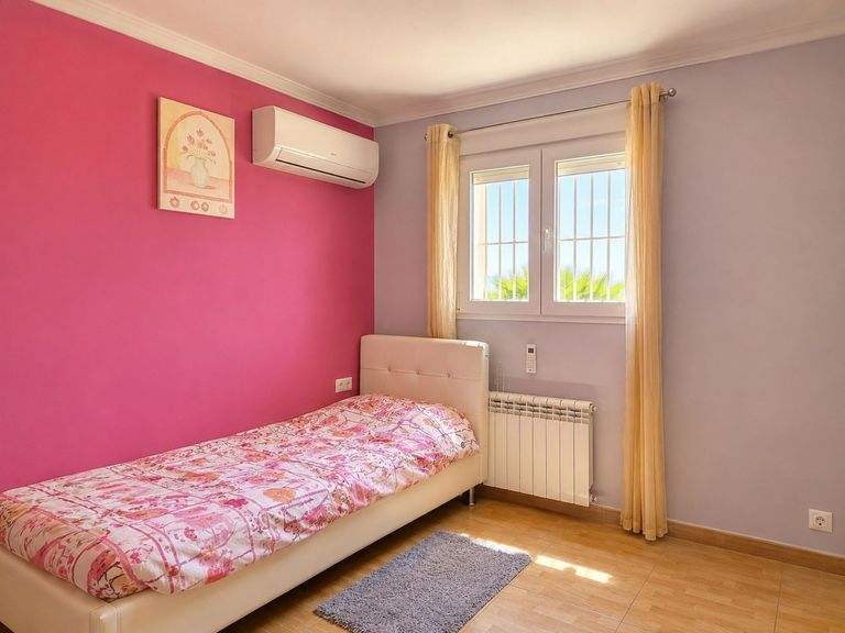 Property thumbnail 24