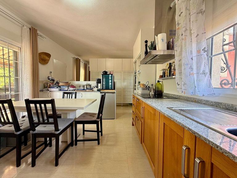 Property thumbnail 22