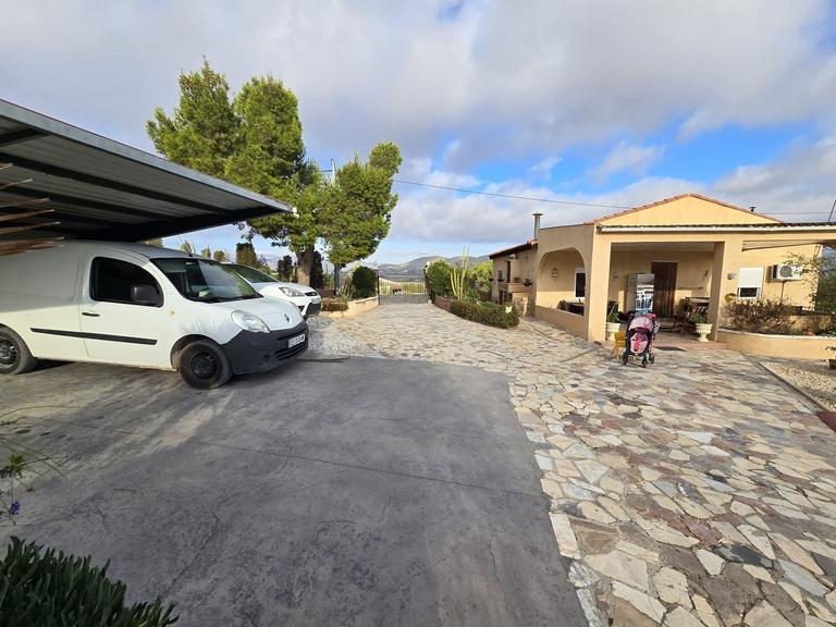 Property thumbnail 9