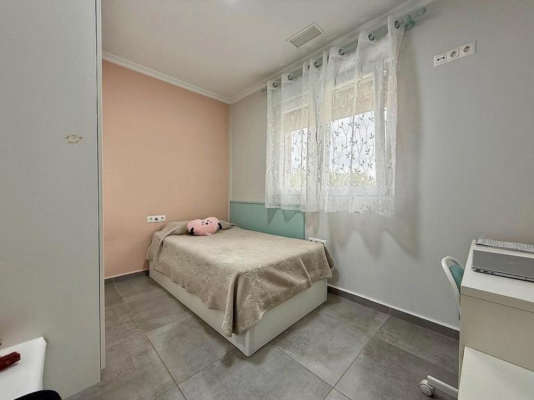 Property thumbnail 23