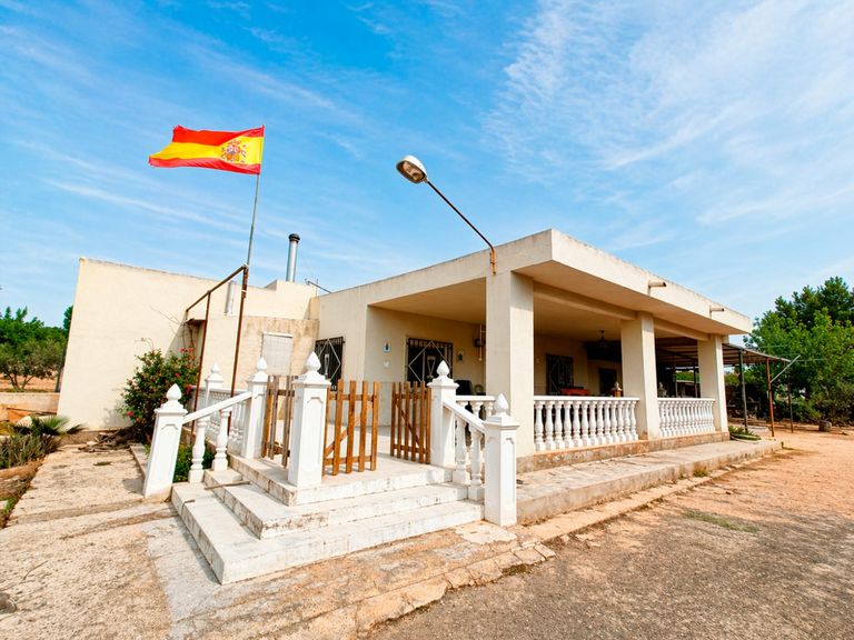 Property thumbnail 1