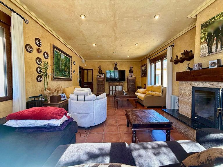 Property thumbnail 26