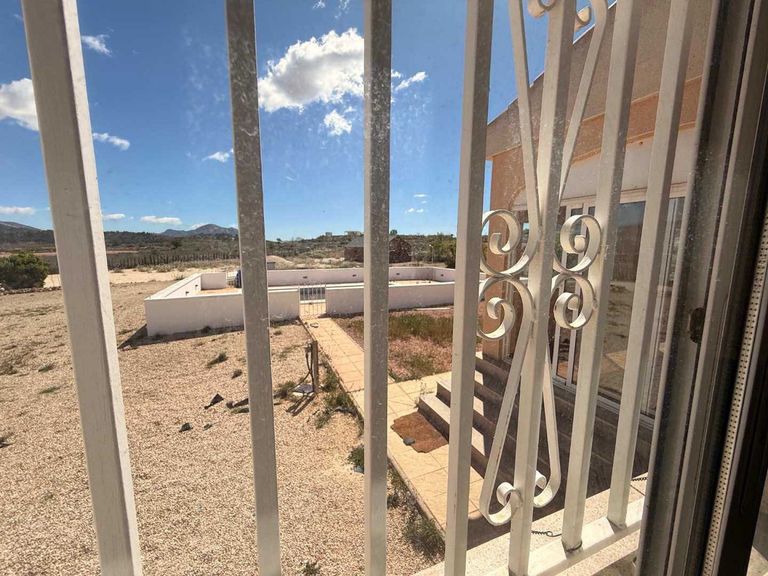 Property thumbnail 23
