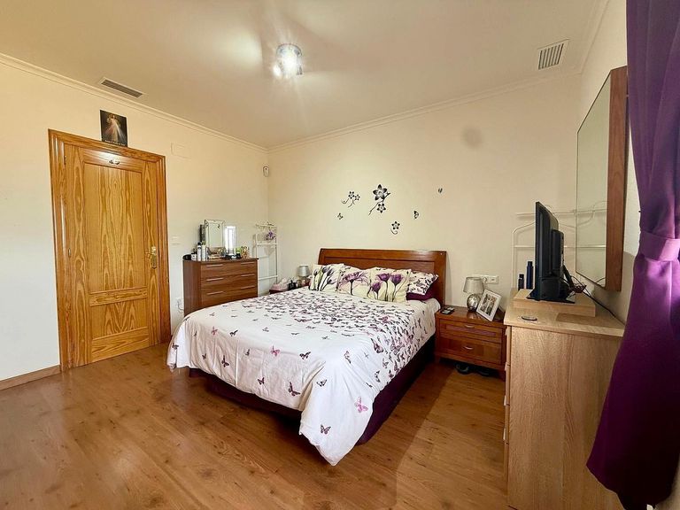 Property thumbnail 15