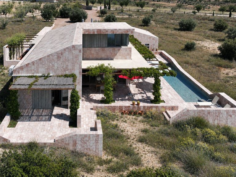 Property thumbnail 3
