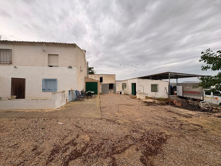 Property thumbnail 6
