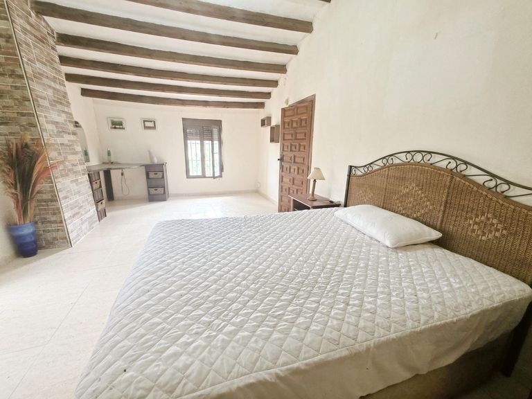 Property thumbnail 44