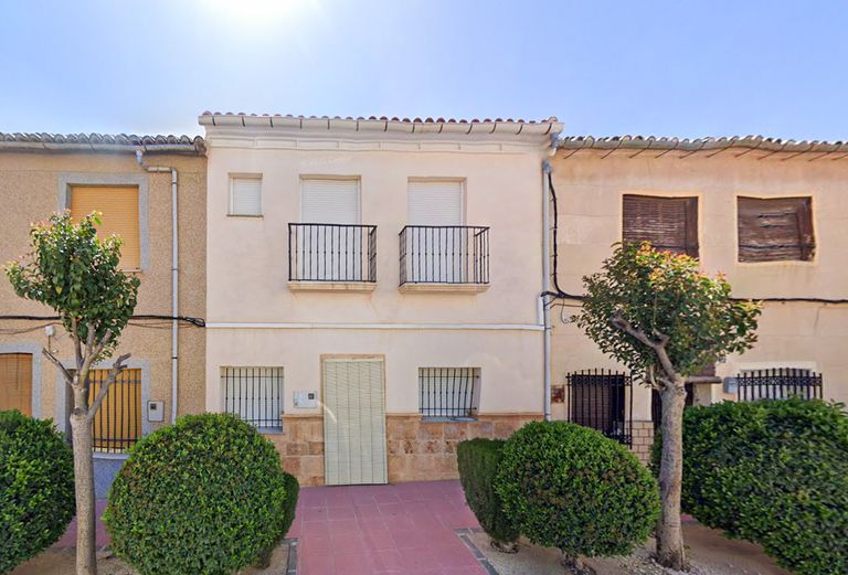 Property thumbnail 1