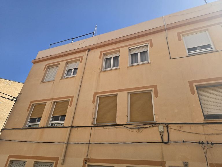 Property thumbnail 2