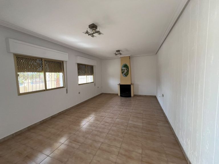 Property thumbnail 8