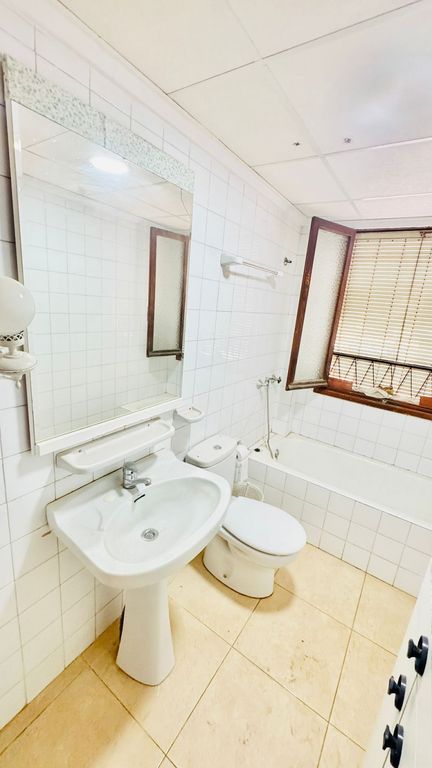 Property thumbnail 24