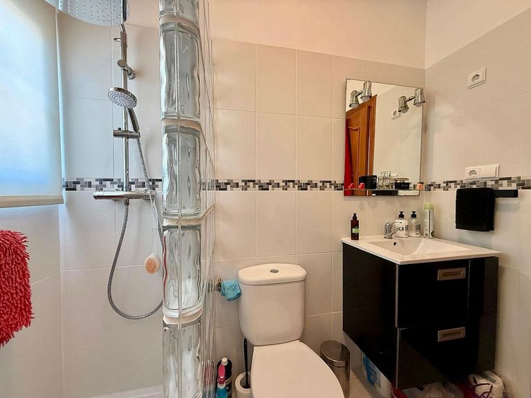 Property thumbnail 32