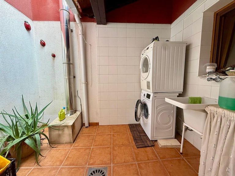 Property thumbnail 37