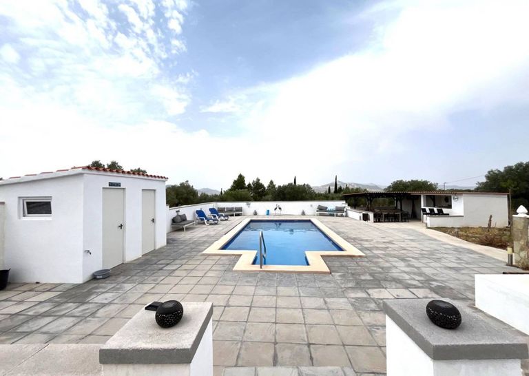 Property thumbnail 10