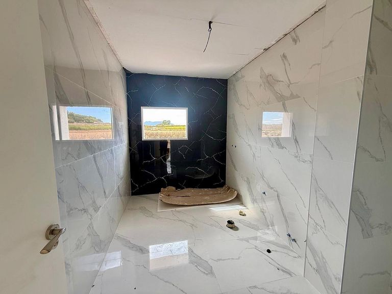 Property thumbnail 18