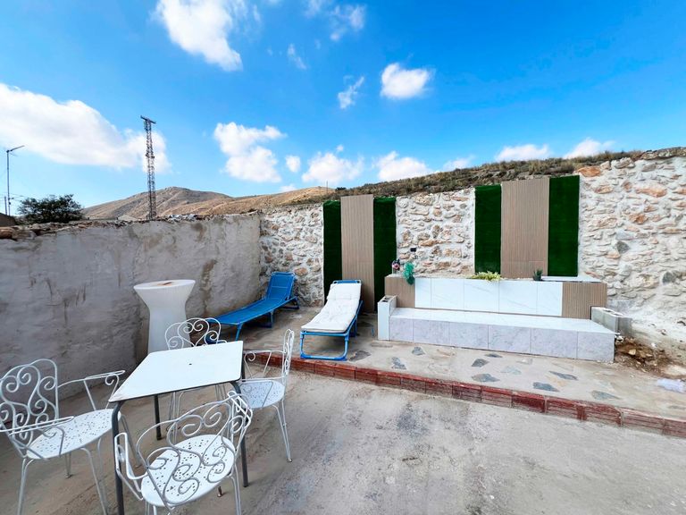 Property thumbnail 7