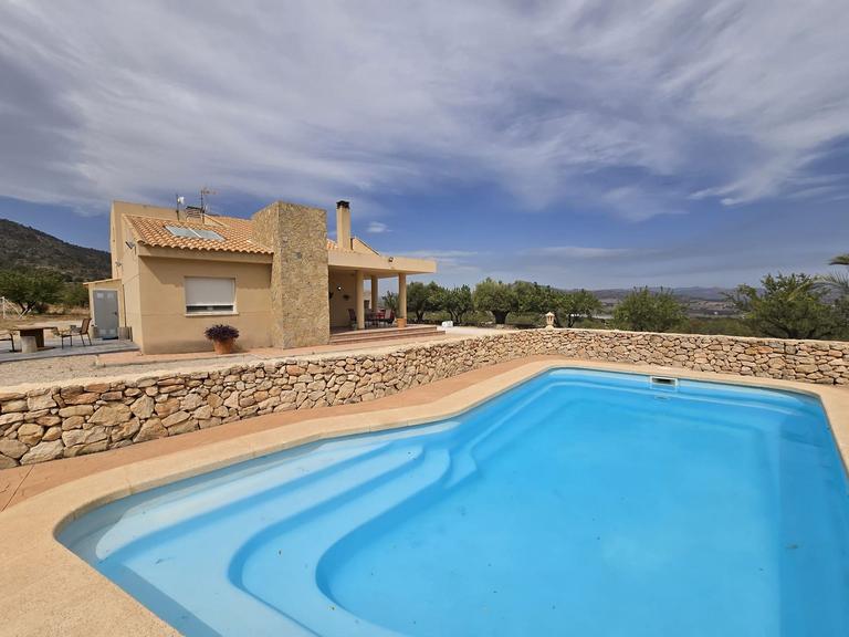 Property thumbnail 3