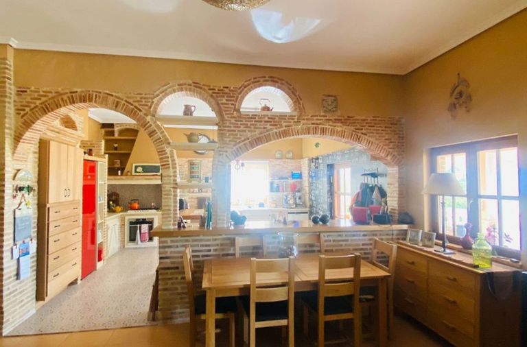 Property thumbnail 38