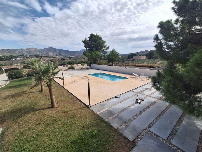 Property thumbnail 47