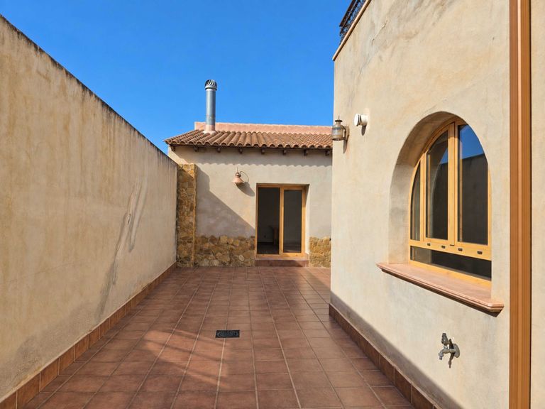 Property thumbnail 34