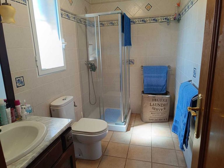 Property thumbnail 37