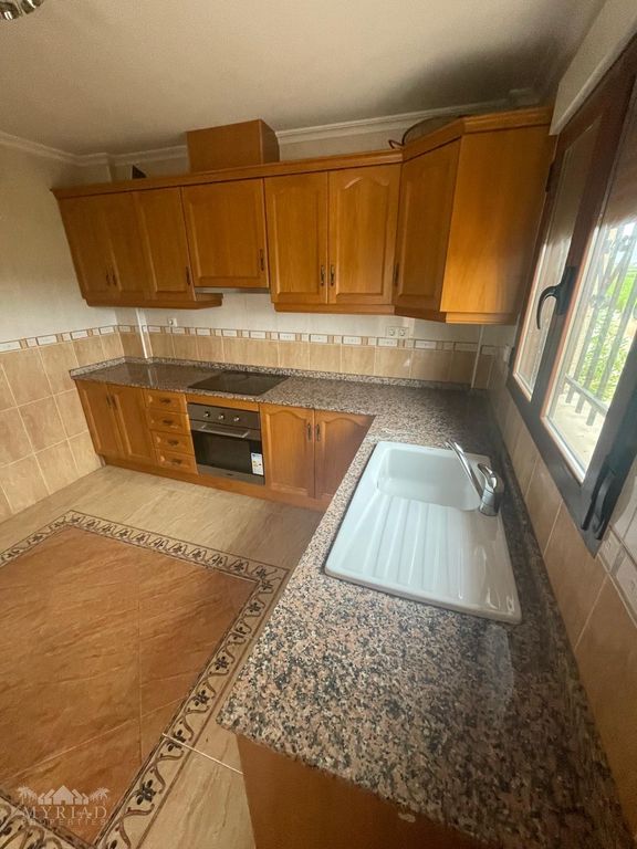 Property thumbnail 11