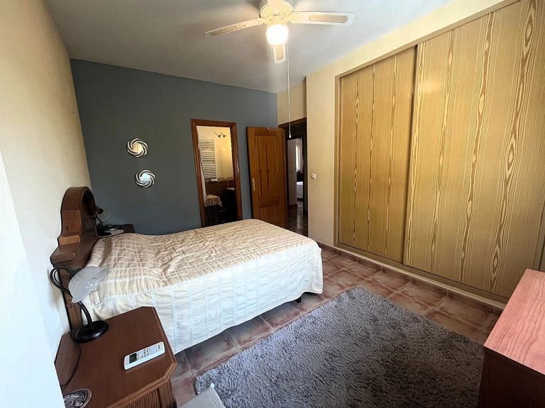 Property thumbnail 42