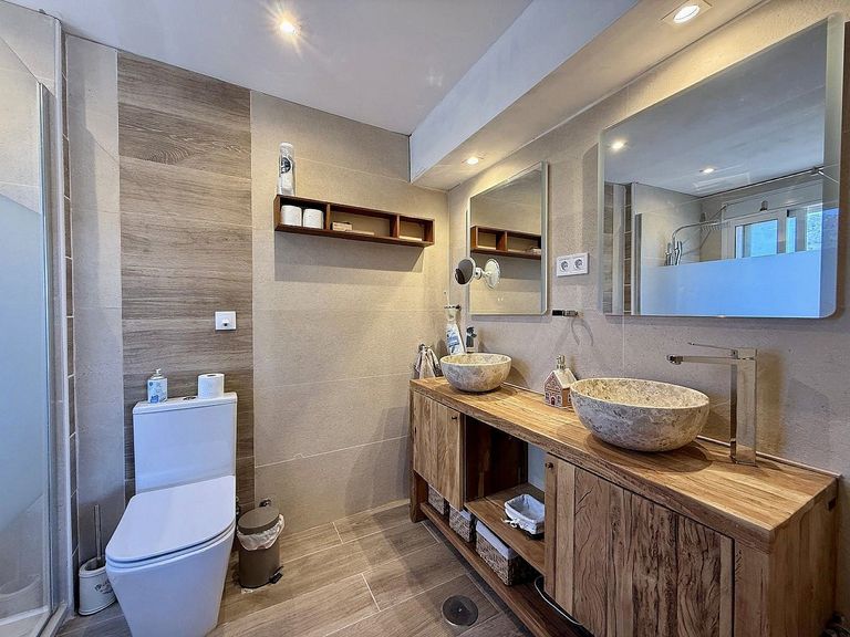 Property thumbnail 42
