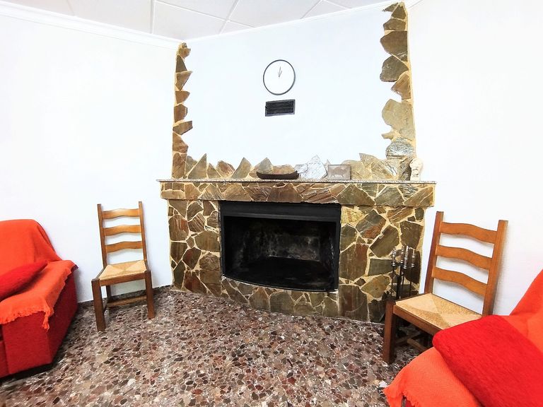 Property thumbnail 12