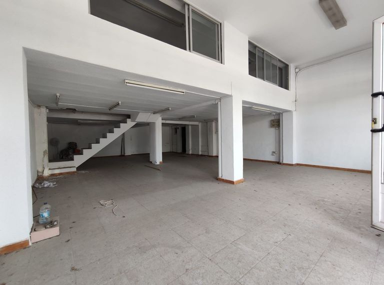 Property thumbnail 2